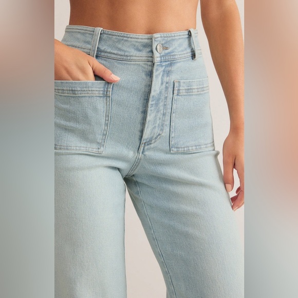 Z Supply Light Wash Wide Leg Jeans - Picture 5 of 8